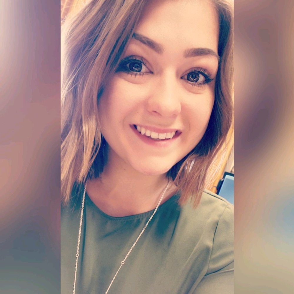 Meet your Posher, Brandi